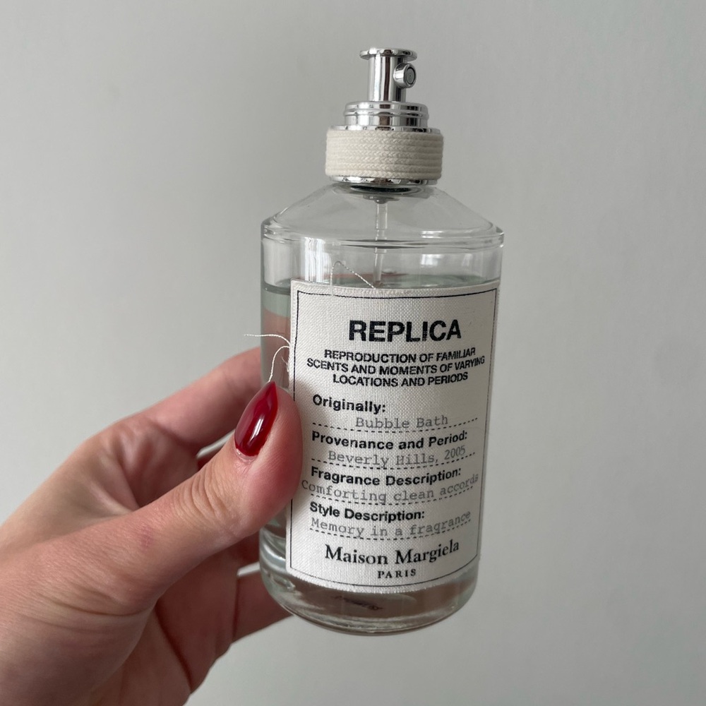 Replica bubble bath perfume
